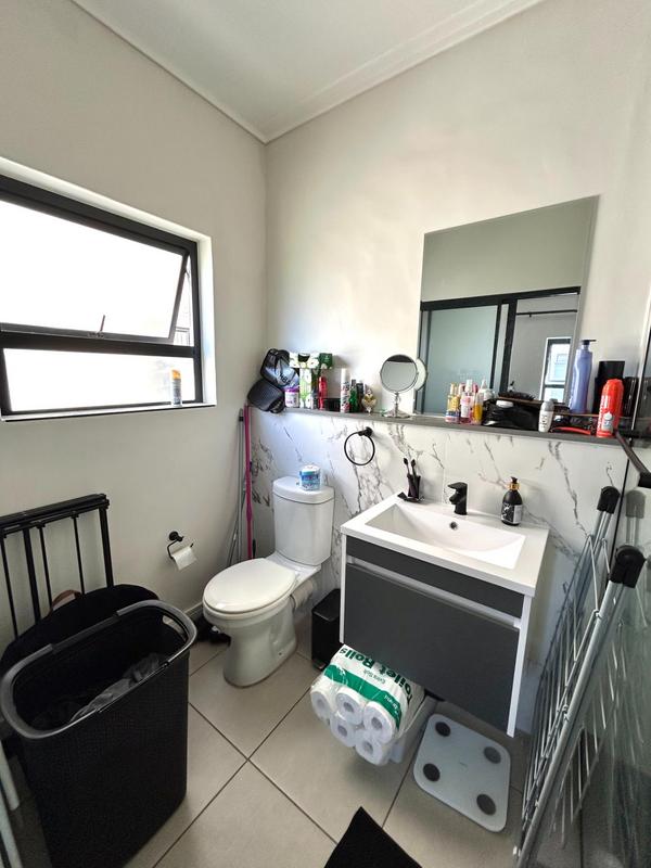 To Let 1 Bedroom Property for Rent in Firgrove Western Cape